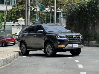 toyota-fortuner-srv-2-8-4x4-diesel