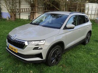 skoda karoq - 1.5 tsi act business edition plus >>>>10%.korting.bij.geen.inruil<<<< +duurste uitvoering+orginele nl-auto + 2 sleutels + bo