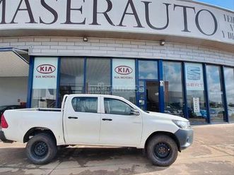 toyota-hilux-2-4-d4d-cabina-doble-gx