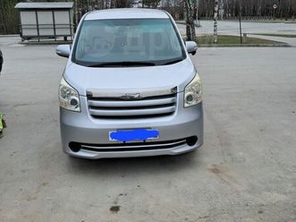 продажа toyota noah, 2008 год в новосибирске