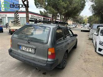 TOYOTA COROLLA coralla-1-3-xe