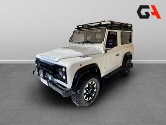 land rover defender 90 2.0