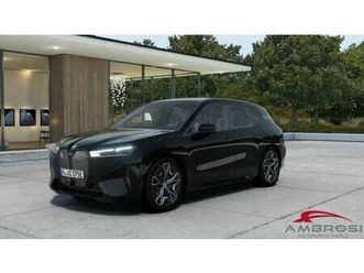 bmw ix xdrive40 pacchetto sportivo edition signature