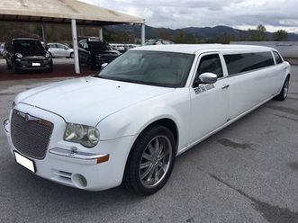 chrysler 300c c300 limousine