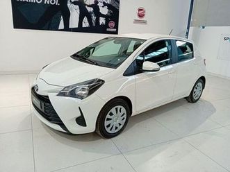 toyota yaris 1.5 5 porte benzina