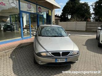 lancia y 1.2i 16v cat lx