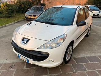 peugeot 206 plus 1.4 hdi 70cv 3p. energie autocarro