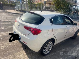 vendere auto in pochi parole tutta perfetta vede f