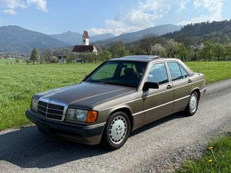 mercedes-190e-2-3-w201-autom-vollausstattung-original-oldtimer