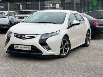 opel-ampera-cosmo