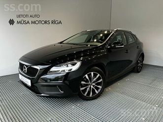 volvo v40, cena 15 490 €. volvo v40 cross country, fwd, 2.0 dīzelis, pārbaudīts isofix - sludinājumi