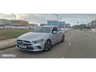 mercedes-benz-a-180-limousine-d-business-solutions-frota-aut