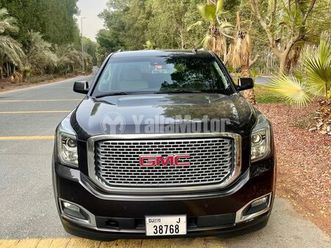 very clean car gmc denali 2016 140,000 km ,8 cylinder gcc