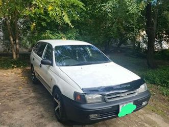 TOYOTA CALDINA toyota-caldina-2000