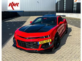 CHEVROLET CAMARO dikke-chevy-camaro-2014-v6-deze-trekt-alle-ogen