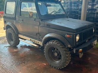 suzuki samurai jeep