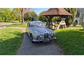 1968 daimler 250 v8 beige automatique, 3 vitesses conduit...