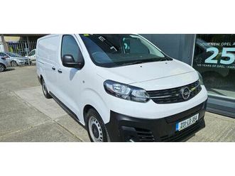 opel vivaro 2023