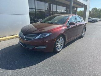 2016-lincoln-mkz-base