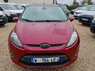 ford-fiesta-mk6-1-4-tdci-4-cv-127-000-km-finition-trend-clim-bluetooth-distrib-ne