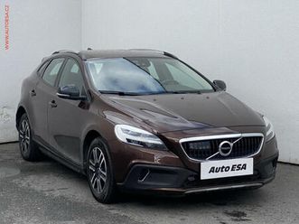 volvo v40 2.0 d3, cross country, at