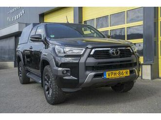 2-8-d-4d-xtra-cab-invincible