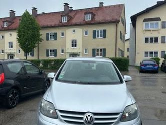 volkswagen-golf-plus-v-tour