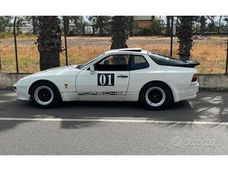 porsche 944