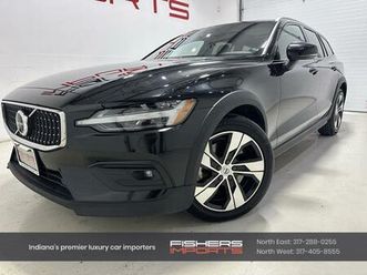 used 2023 volvo v60 cross country b5 plus