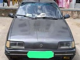 رونو شماد موديل 1992 ديوانة 2003