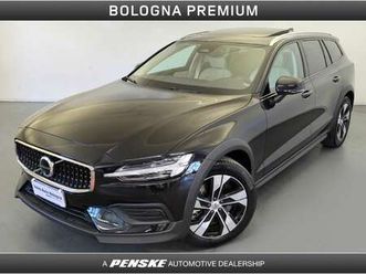 v60 cross country b5 awd automatico plus