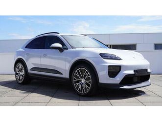 porsche-macan-4elek-trekh-21