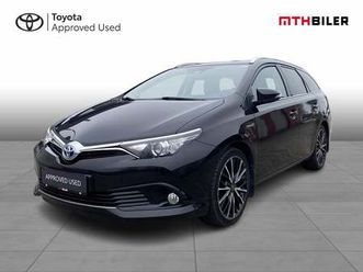 toyota-auris-1-8-hybrid-h2-comfort-touring-sports-cvt-5d