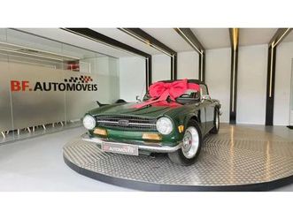 triumph tr6 clássico (1970)