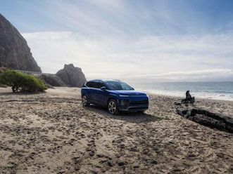 new 2026 hyundai ioniq 9 se