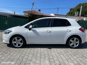 usado-toyota-auris-2010-7-500-eur-215-019-km-standvirtual-com
