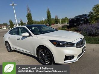 used-2019-kia-cadenza-limited