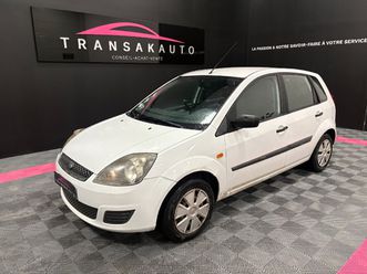 ford-fiesta-1-4-tdci-fun-radar-de-recul-entretien-a-jour-distribution-ok