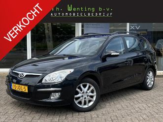 hyundai-i30-cw-2-0i-style-cruise-control-klimaat-controle-half-lederen-bekleding-b