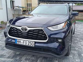 highlander-3-5-v6-300ps-awd-8-sitzer