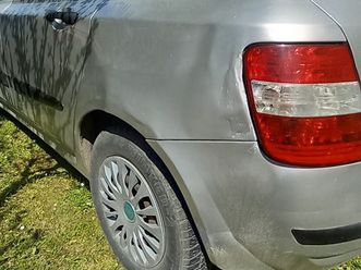 fiat stilo benzin 2002 1.2 59kw manuelni