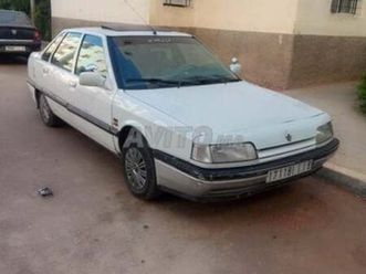 سيارة renault r21