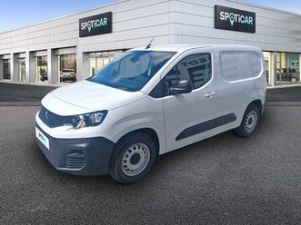 e-partner fourgon m 800 kg 136 ch batterie 54 kwh