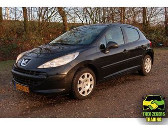 peugeot 207 - 1.4 xr 5 deurs