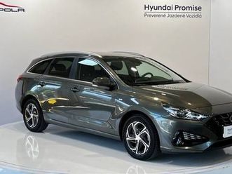 hyundai i30 cw 1.5 t-gdi mhev family dct