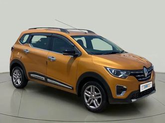 2022-renault-triber-rxz-easy-r-amt