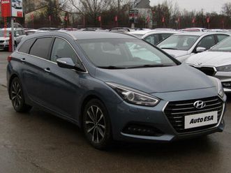hyundai i40 1.7crdi, čr, navi, xenon
