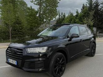 audi q7 2.0 s-line black edition
