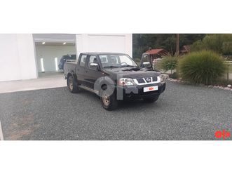 nissan navara 2009