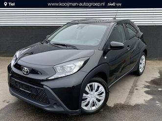 toyota aygo x - 1.0 vvt-i mt play nl-auto, achteruitrijcamera, airco apple carplay/android auto | start/st